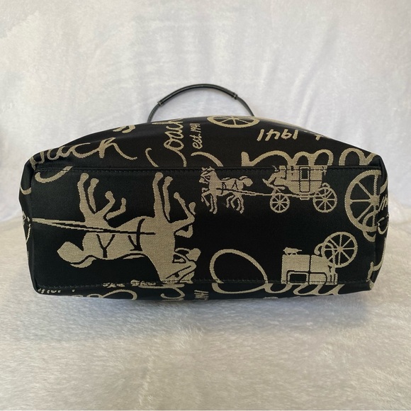 Coach Y2k City Zip Horse and Carriage Tote Bag - Picture 5 of 9